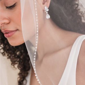 Dareth Colburn Floor Length Veil